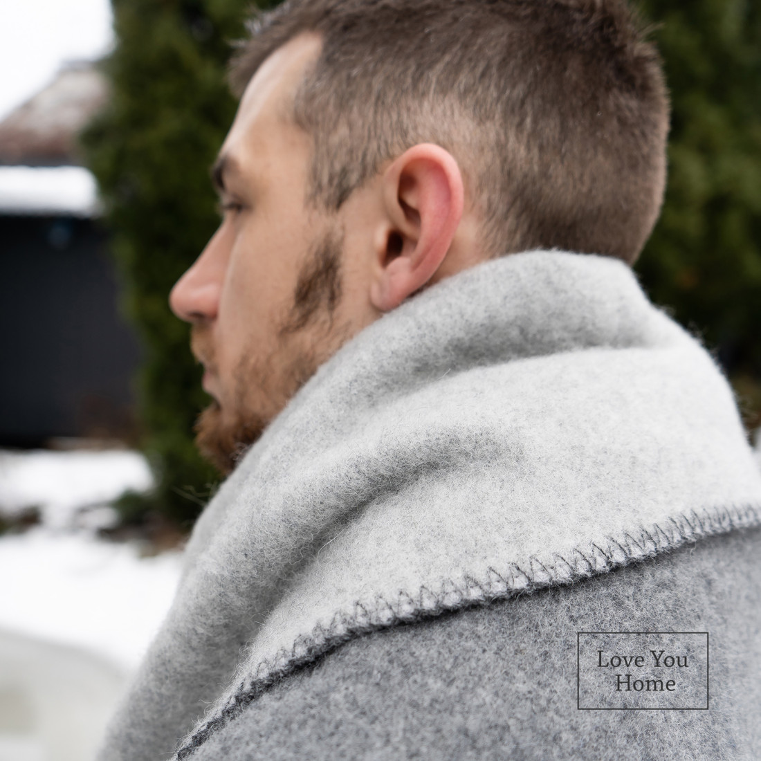 80% Merino Wool Blanket · 3