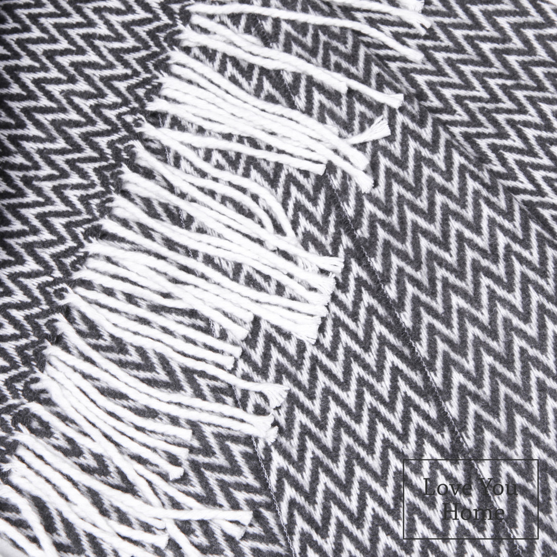 Cotton Blanket Corners Chevron · 2